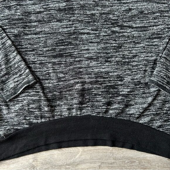 Aritzia Wilfred free Heathered  Black Trim Devinette V-neck Sweater - Picture 10 of 15